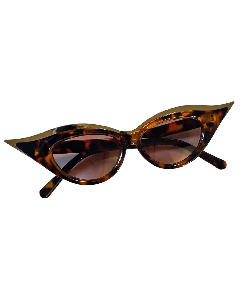 Cat Eye Gold Trim Tortoise Sunglasses Cato Fashions | Cato Gold Trim Tortoise Sunglasses main image 2