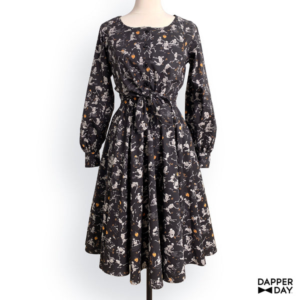 'Kyōsai Skeletons' Meadow Blouse in Cotton (Black)