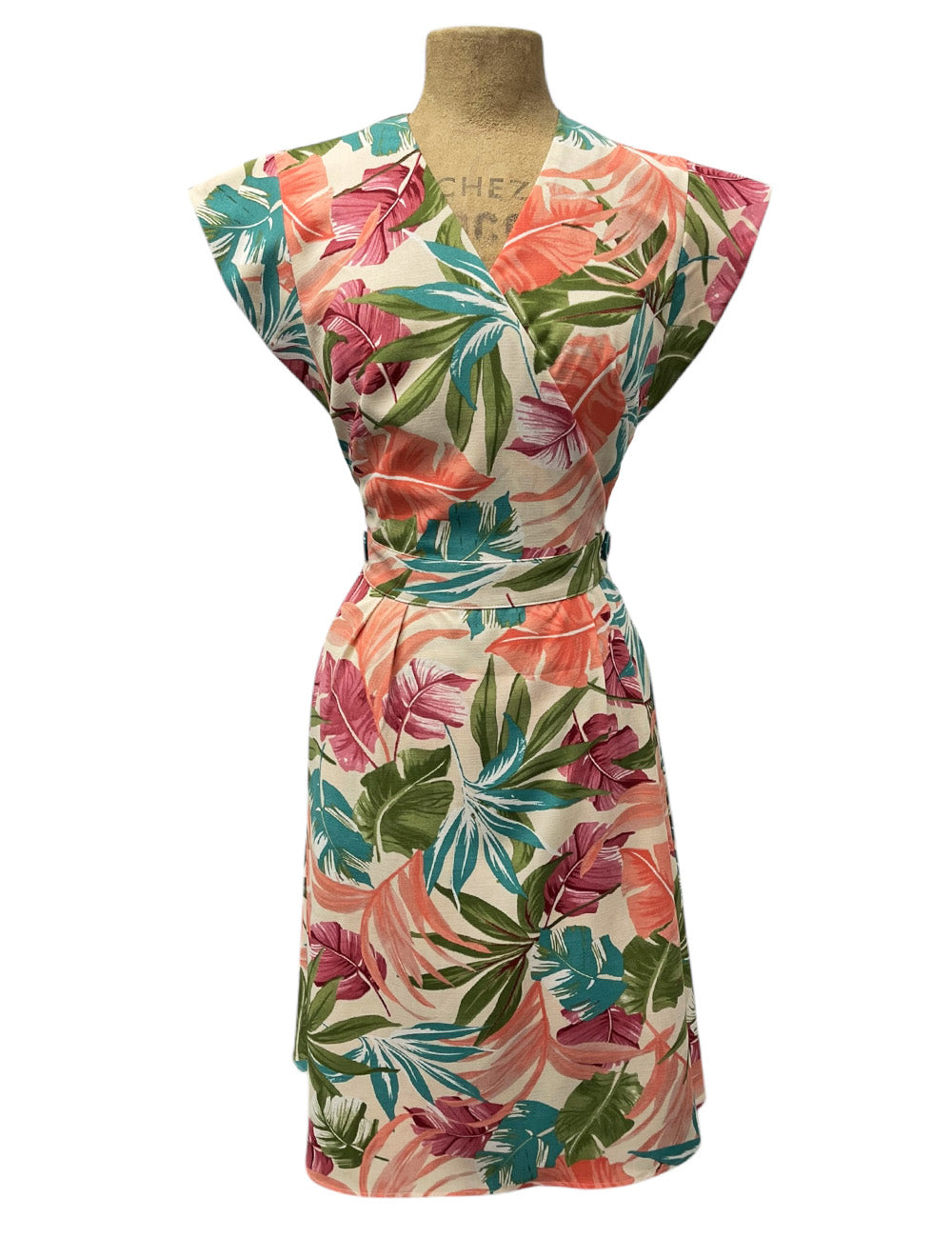 Scout 1940s Style Miami Tropics Print Linen Garden Wrap Dress