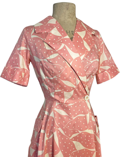 Scout Peach & Cream 1940s Dot Shawl Collar Meadow Dress
