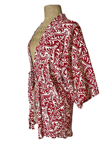 Red & White Nouveau Print Kimono Top - Size LG/XL