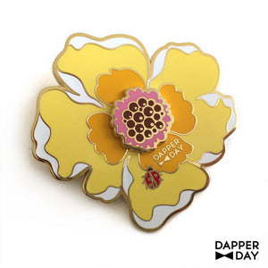 Big-Buttercream Boutonnière Pin