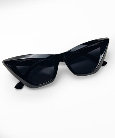 Solid Black Nine Lives Retro Cat Eye Sunglasses