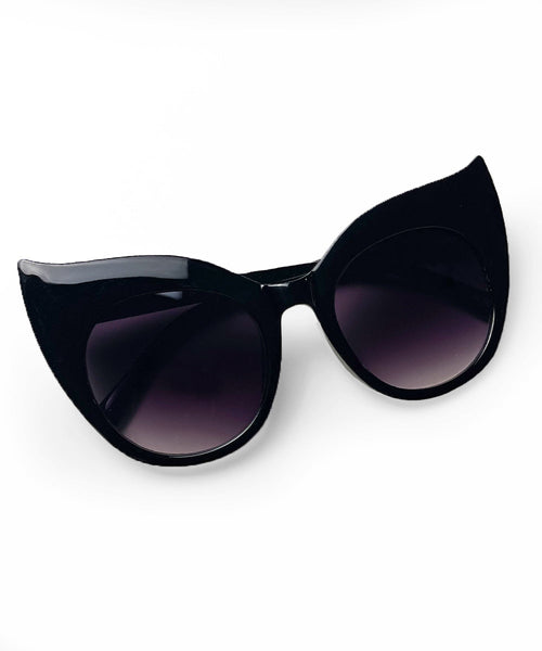 Solid Black Oversized Wing Tip Cat Eye Sunglasses