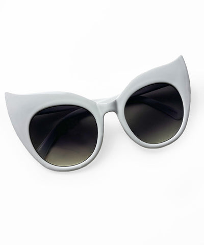 White Oversized Wing Tip Cat Eye Sunglasses