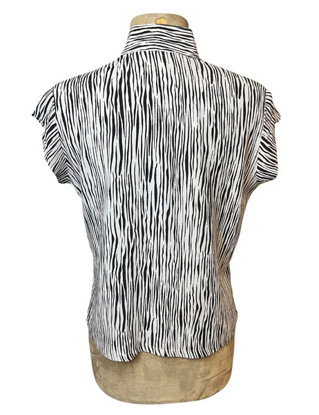 White Tiger Stripe Mandarin Collar Tea Timer Top