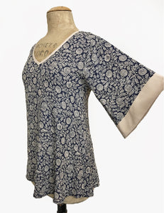 Navy Vintage Fern Print 1930s Inspired V-Neck Kimono Top