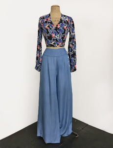 Black Birds of Paradise Print Balloon Sleeve Babaloo Crop Wrap Top