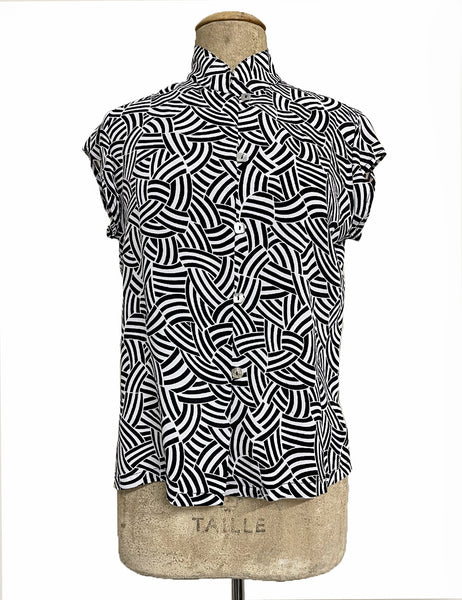 Black Deco Waves Button Up Tea Timer Top