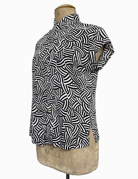 Black Deco Waves Button Up Tea Timer Top
