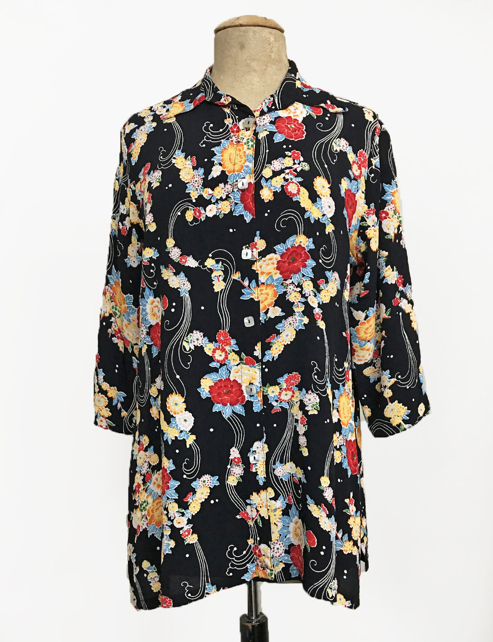 Black Floral Breeze Flyaway Button Up Tunic Top