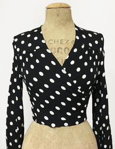 Black & White Big Dot Drama Sleeve Babaloo Tie Crop Top