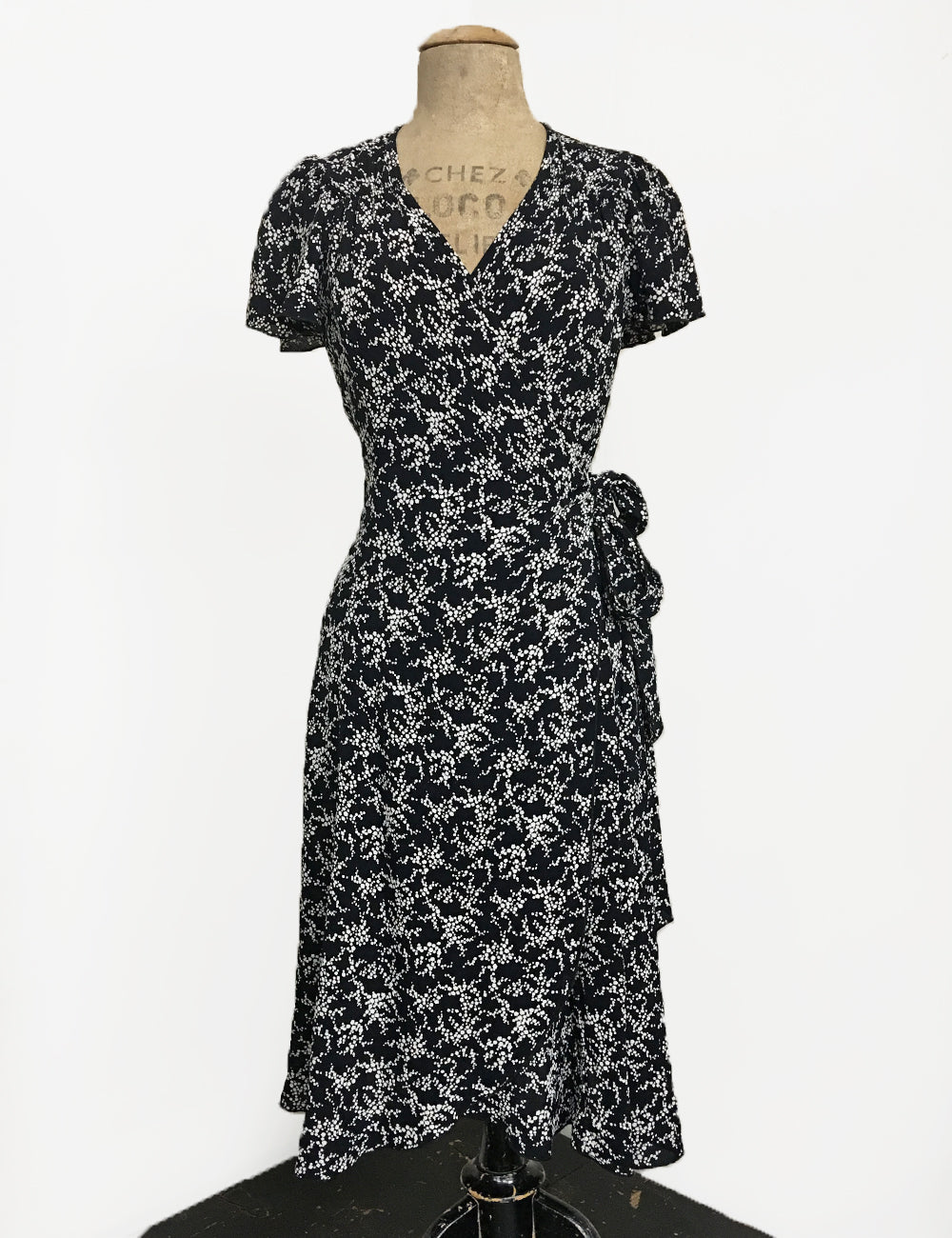 Black & White Bougainvillea Print Biasa Sweetheart Wrap Dress
