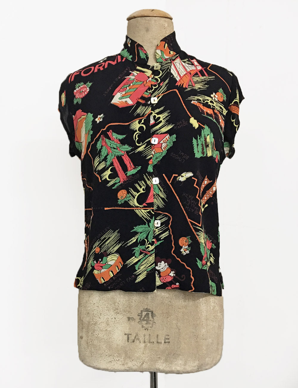 Black California Print 1930s Style Mandarin Collar Tea Timer Top