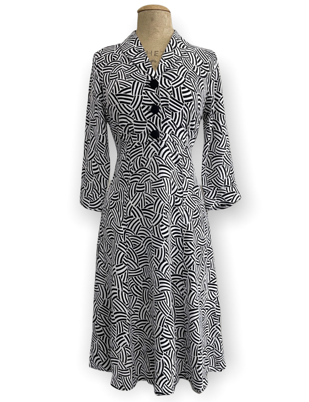 Black & White Deco Waves 1940s Sleeved Vintage Day Dress