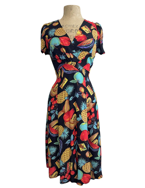 Black Farmers Market Fruit Print Retro Knee Length Rita Dress