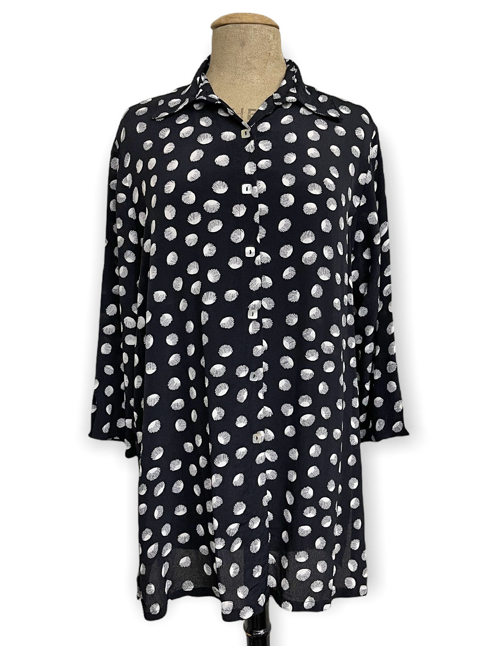 FINAL SALE - Black & White Seashell Dot Flyaway Button Up Tunic Blouse