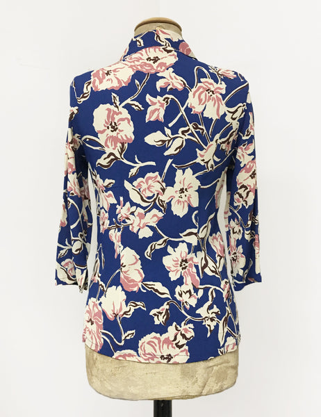 Deco Blue Floral Doris Button Up Shaped Shirt