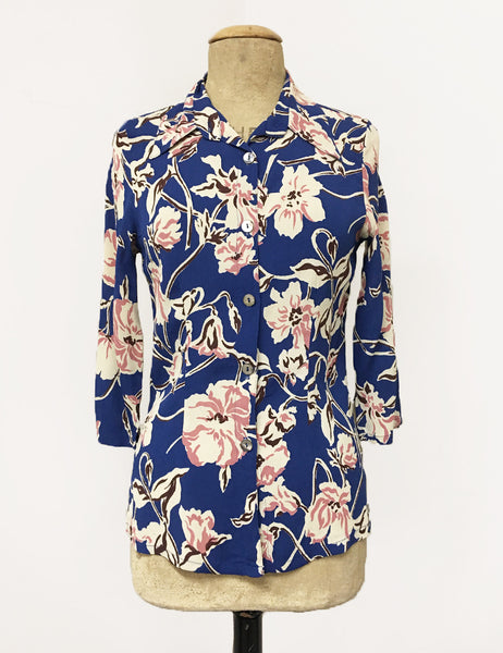 Deco Blue Floral Doris Button Up Shaped Shirt