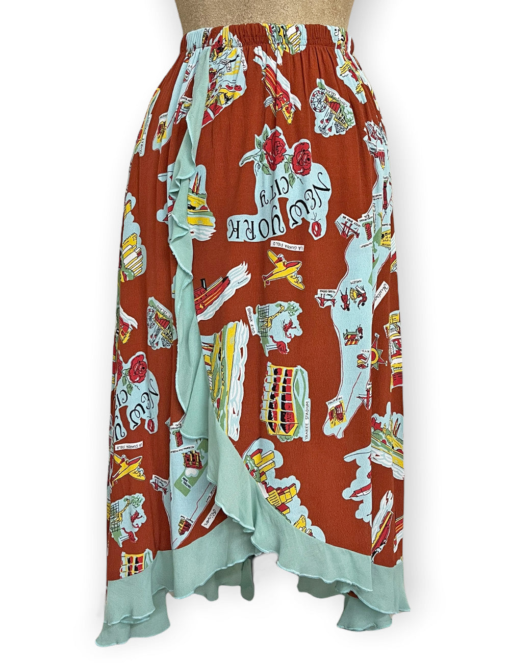 FINAL SALE - Cinnamon New York City Souvenir Print Faux Ruffle Wrap Barcelona Skirt