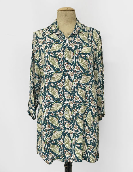 Teal Egyptian Fan Print Button Up Frankie Flyaway Top