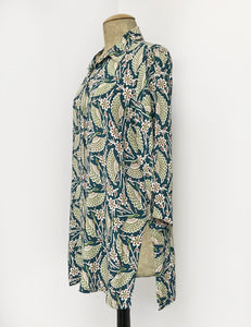 Teal Egyptian Fan Print Button Up Frankie Flyaway Top