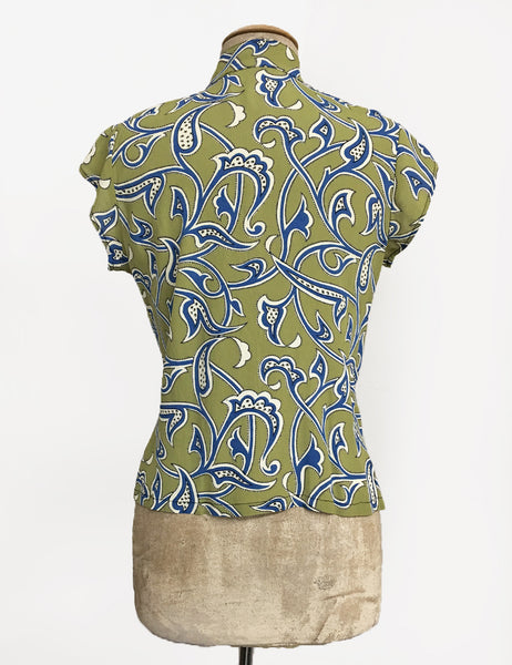 Green Abstract Leaf Print Mandarin Collar Button Up Tea Timer Top