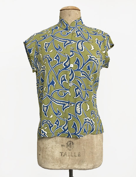 Green Abstract Leaf Print Mandarin Collar Button Up Tea Timer Top