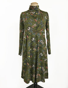 Cozy Green Floral Turtleneck Stretch Knit Mod Pullover Dress