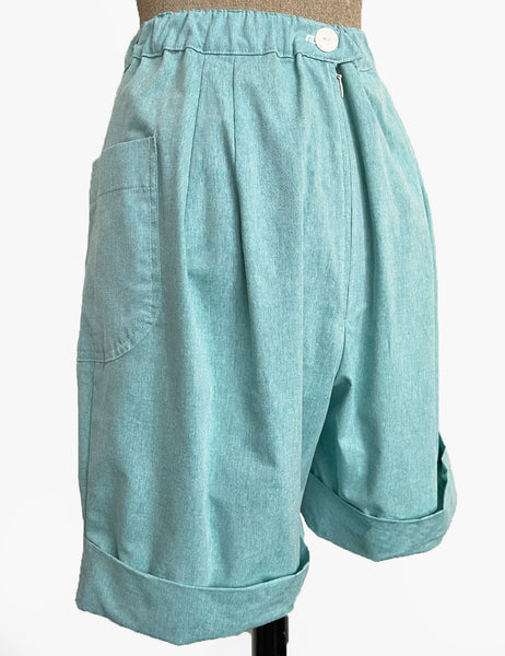 Scout for Loco Lindo - Mint Green Chambray 1940s Style Woodland Walking Short