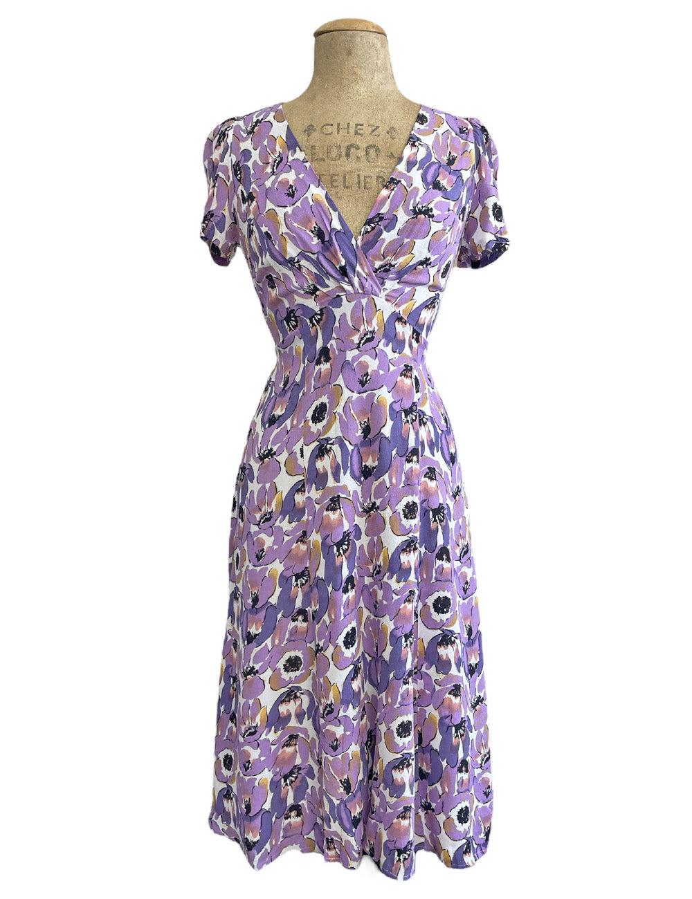 Purple Watercolor Pansy Retro Rita Knee Length Dress