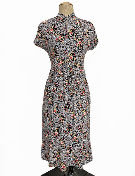 Colorful Ragtime Floral Retro Georgie Pullover Dress