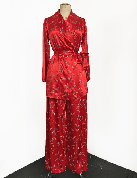 Red Printed Satin 1930s Style Shawl Collar Kimono Robe