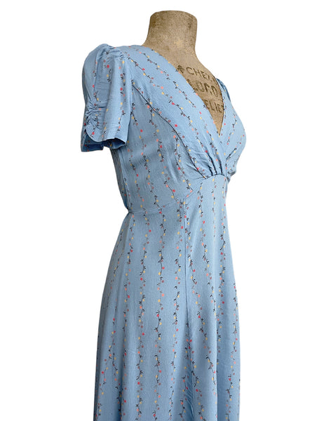 Soft Blue Fading Floral Vines Retro Style Rita Dress