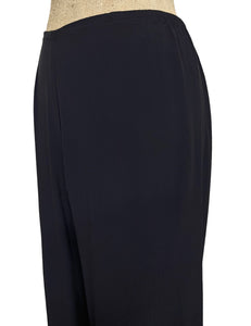 Solid Black 1930s Style Louise Lounge Capri Pant