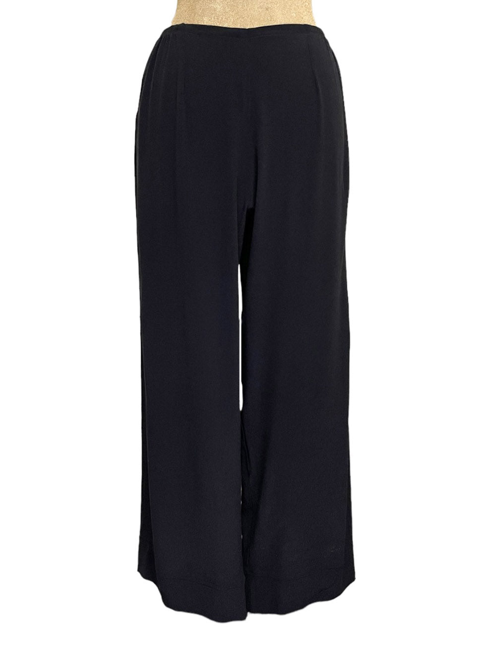 Solid Black 1930s Style Louise Lounge Capri Pant