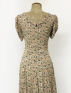 Sweet Pink & Green Pansy Floral Print 1930s Venice Beach Balboa Swing Dress