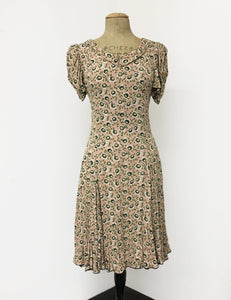 Sweet Pink & Green Pansy Floral Print 1930s Venice Beach Balboa Swing Dress