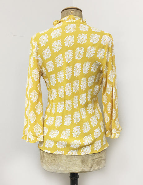 Yellow & White Turtle Stamp Print Ruffle Fitted Femme Blouse - FINAL SALE