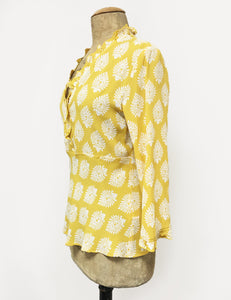 Yellow & White Turtle Stamp Print Ruffle Fitted Femme Blouse - FINAL SALE