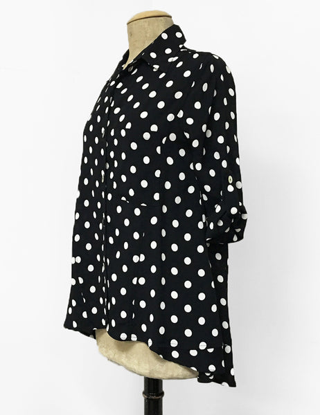 Black & White Big Dot Button Up Collared Hi-Low Blouse - FINAL SALE
