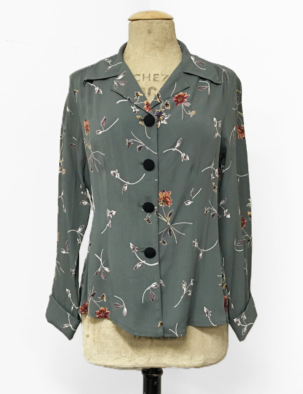 Silver Bouquet Floral 1940s Style Button Up Hepburn Blouse